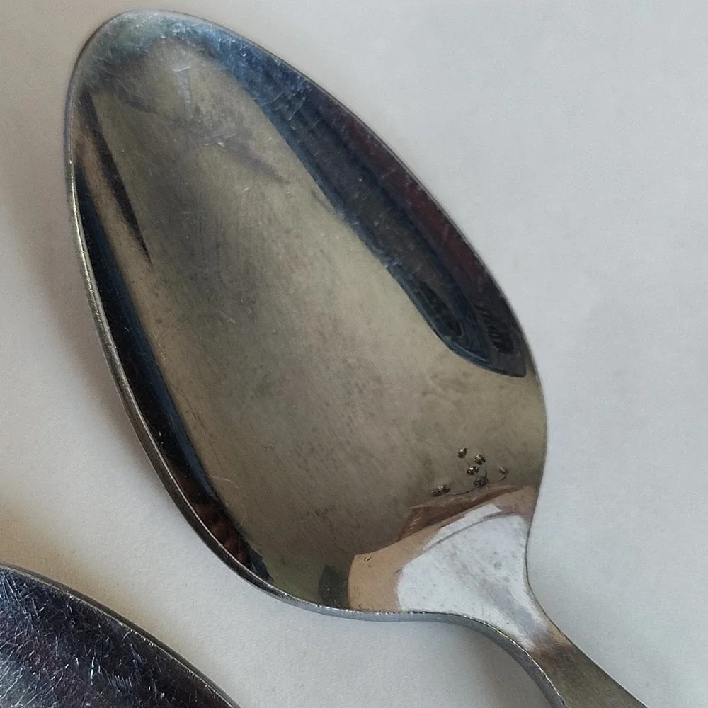 RIVIERA Cordova Stainless Flatware 4 Spoons Floral Filigree Tablespoon Teaspoon